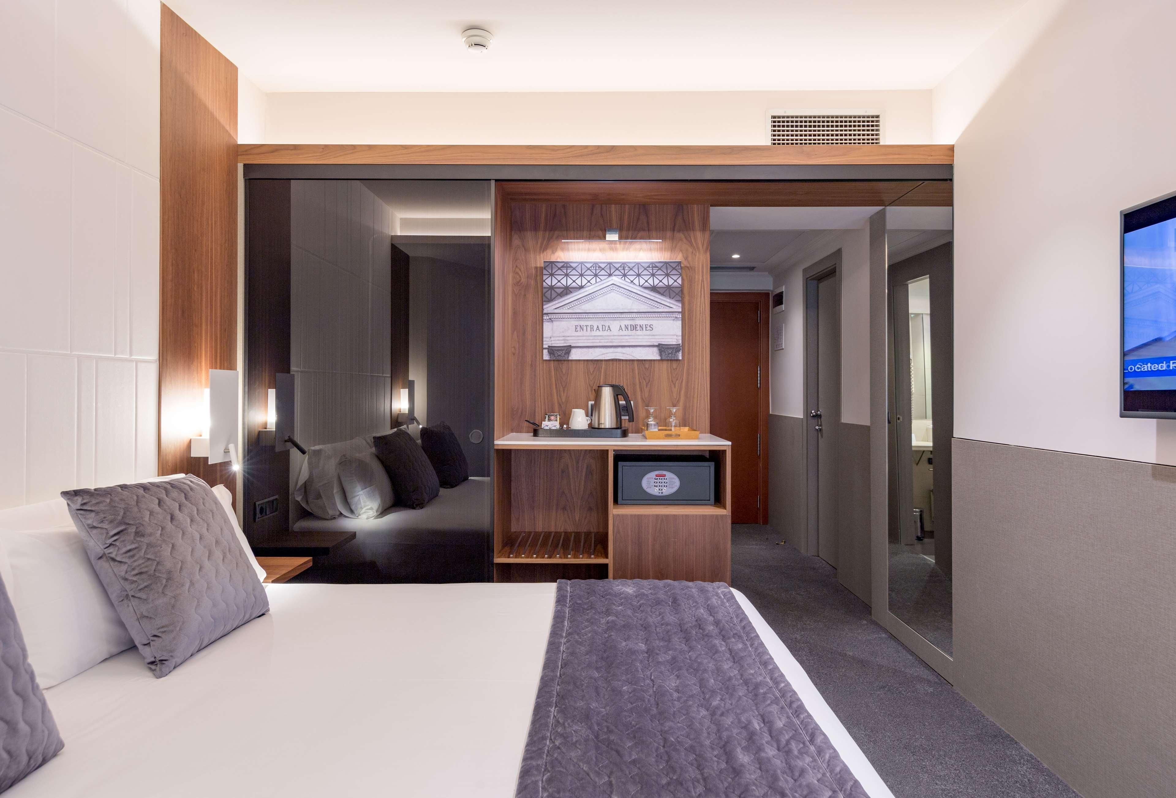Best Western Premier Hotel Dante Barselona Dış mekan fotoğraf