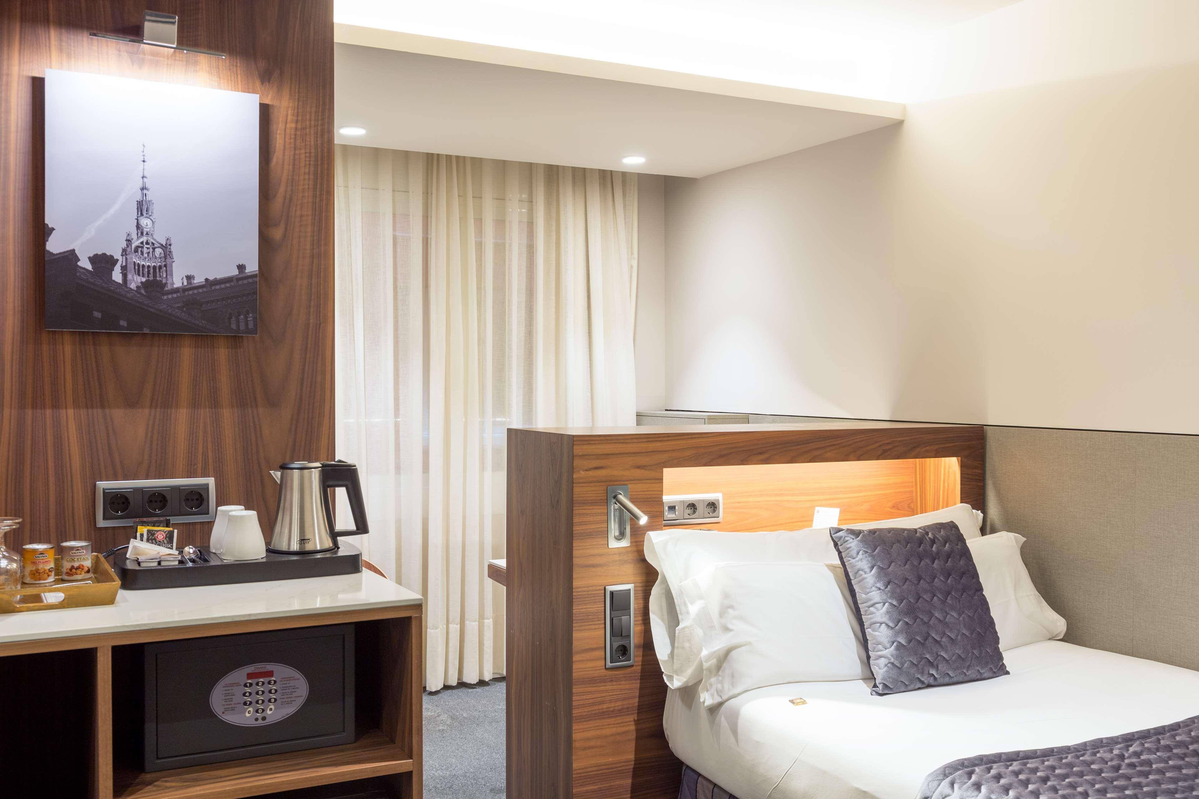 Best Western Premier Hotel Dante Barselona Dış mekan fotoğraf