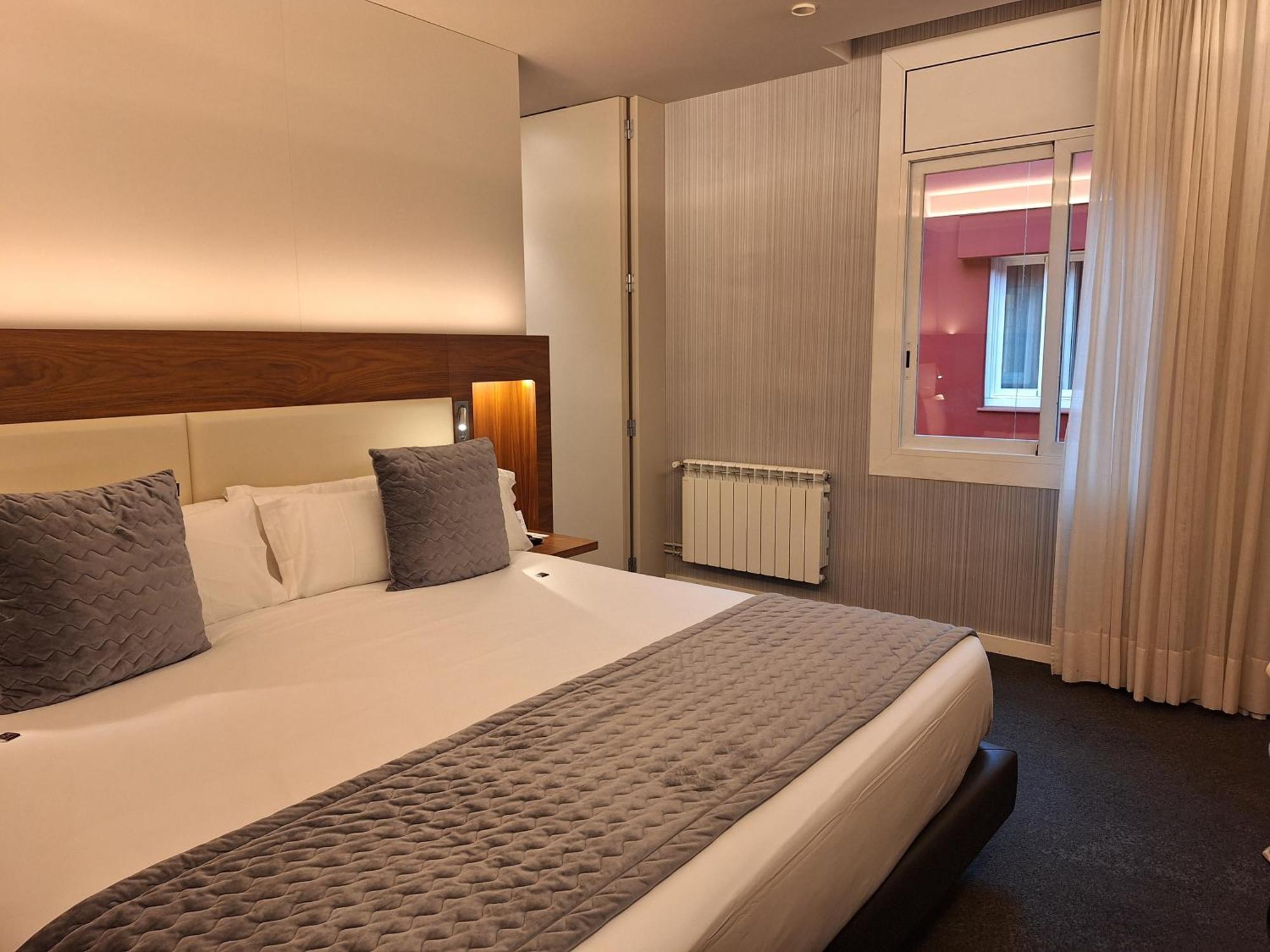 Best Western Premier Hotel Dante Barselona Dış mekan fotoğraf