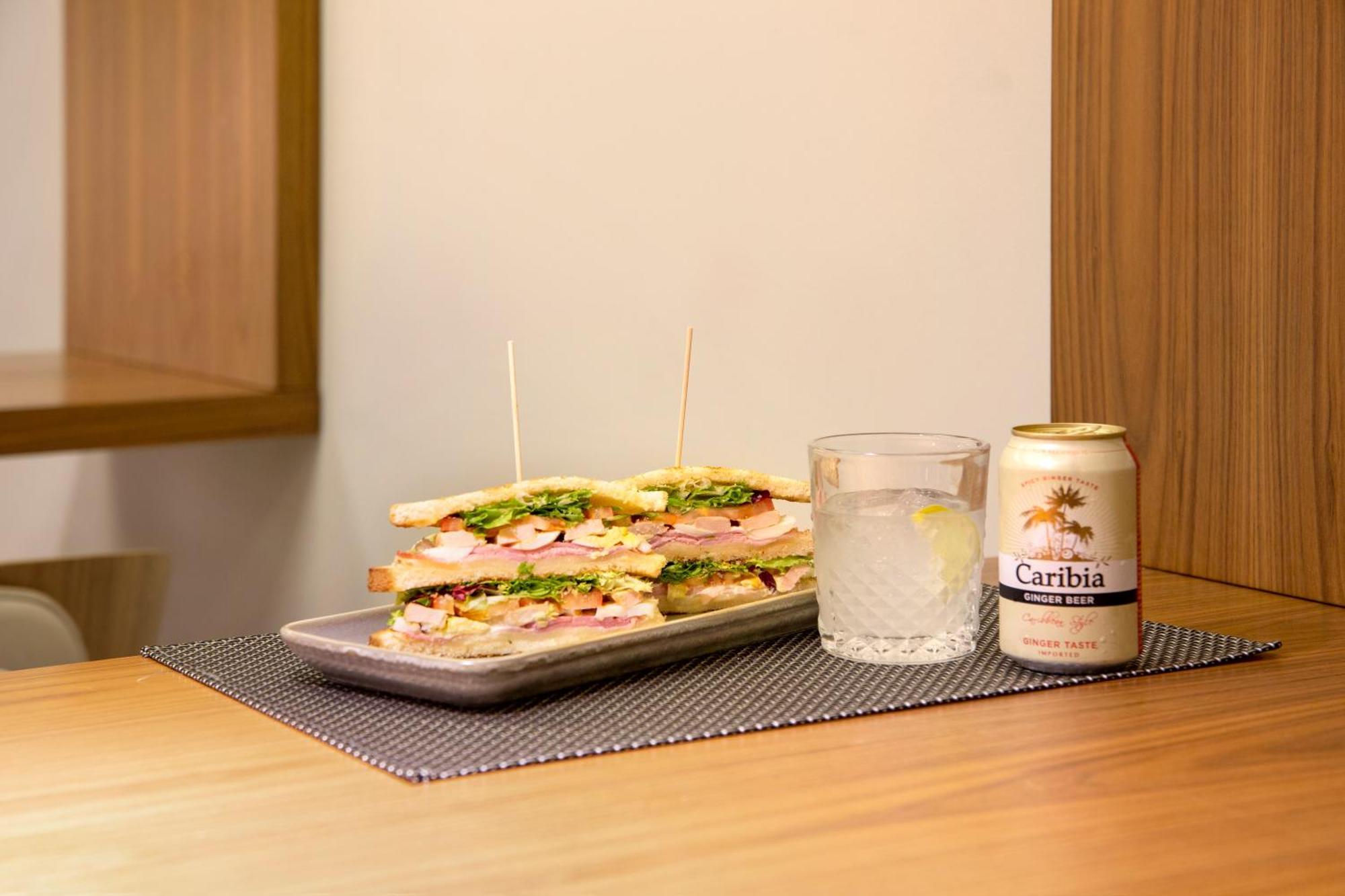 Best Western Premier Hotel Dante Barselona Dış mekan fotoğraf